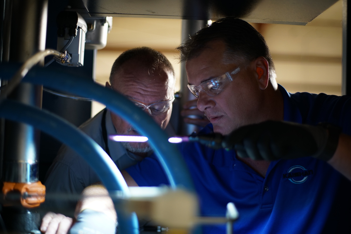 Compressor maintenance
