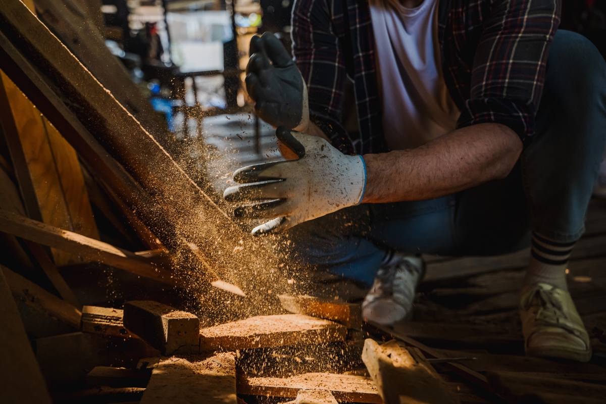 Removing sawdust