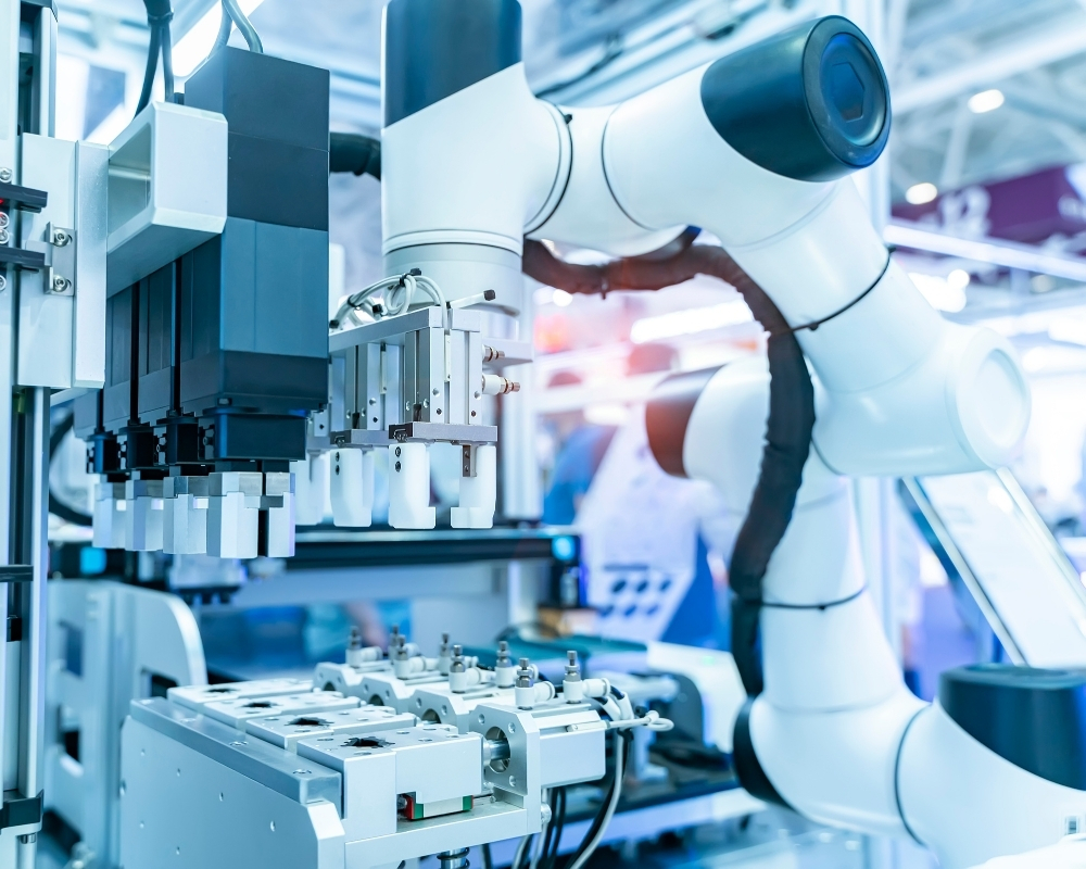 Robotic arm in medical testing